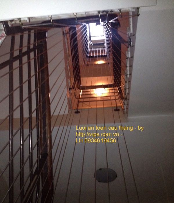 lưới an toàn cho cầu thang bộ